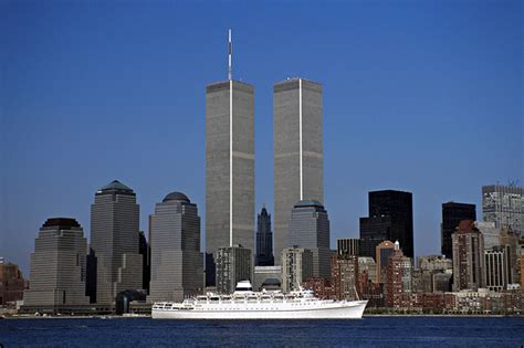 Photos of the Twin Towers, New York .